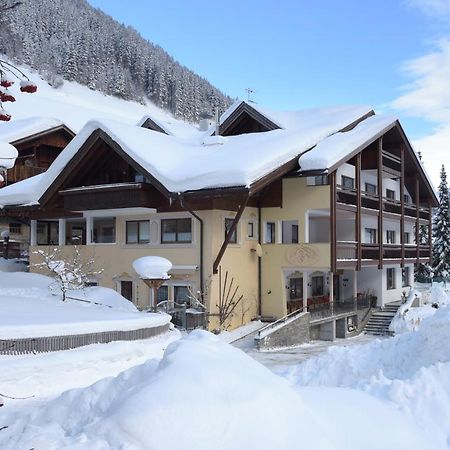 Hotel Alpenfrieden Rio Bianco/Weissenbach Exterior photo