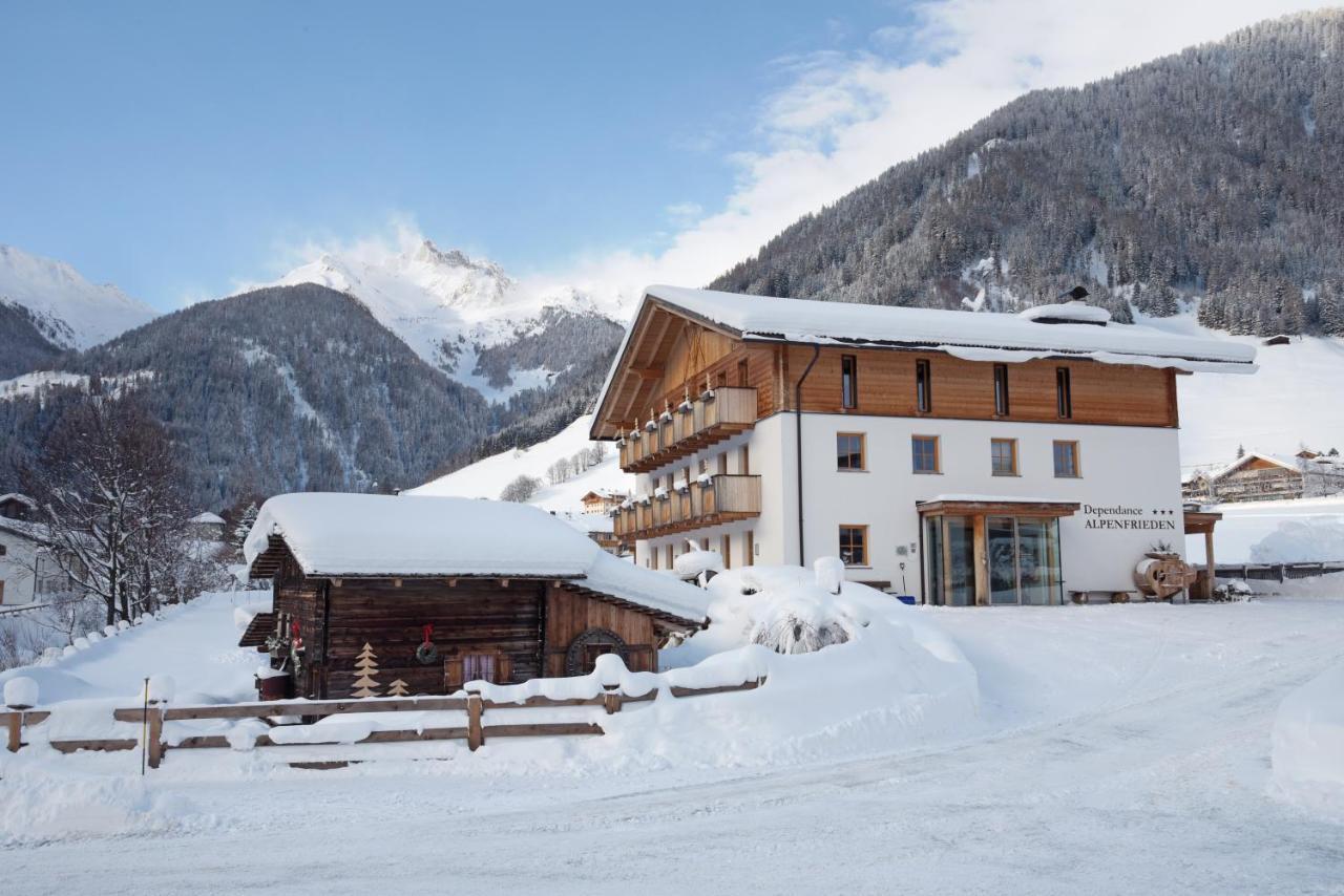 Hotel Alpenfrieden Rio Bianco/Weissenbach Exterior photo